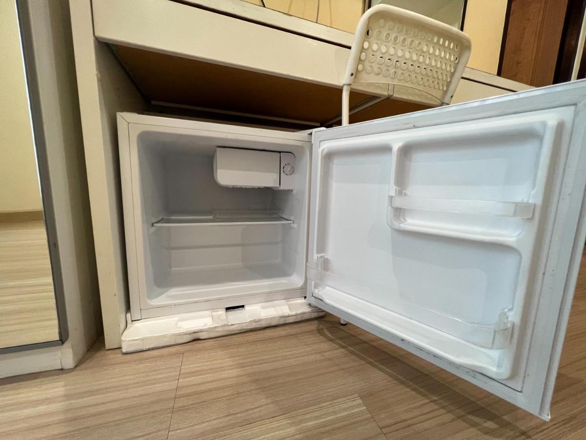V Check Inn Sukhumvit 22 방콕 외부 사진