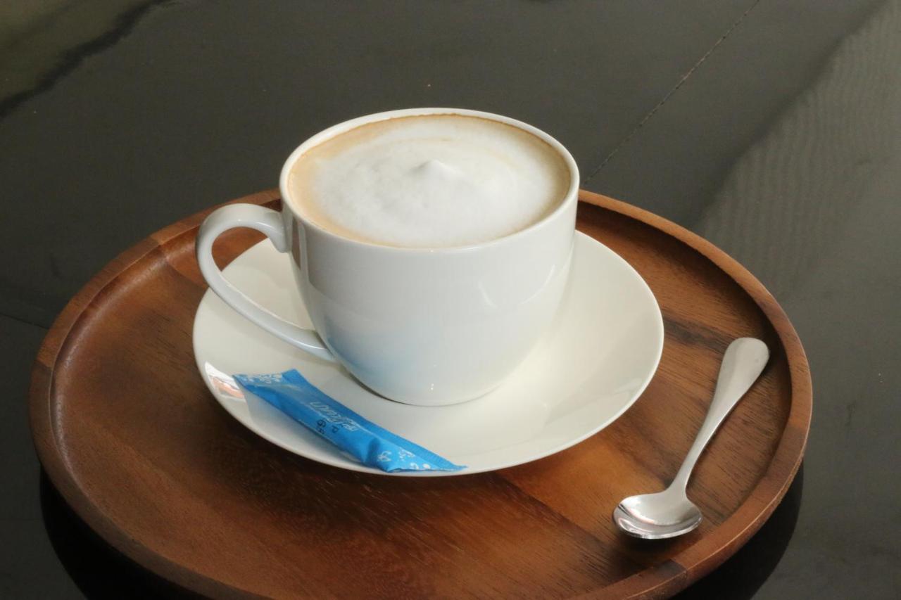 V Check Inn Sukhumvit 22 방콕 외부 사진